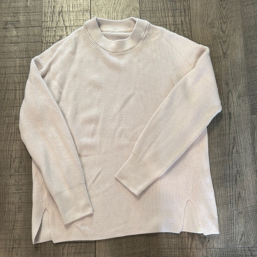 Lululemon Athletica Cream Crewneck Sweater Relaxed Fit